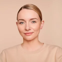 New Catrice HD 020 Rose Beige Liquid Coverage Foundation