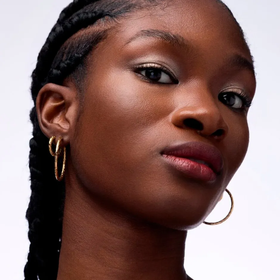 Best Catrice Metallic Spark 010 Champagne Chic Cream Eyeshadow