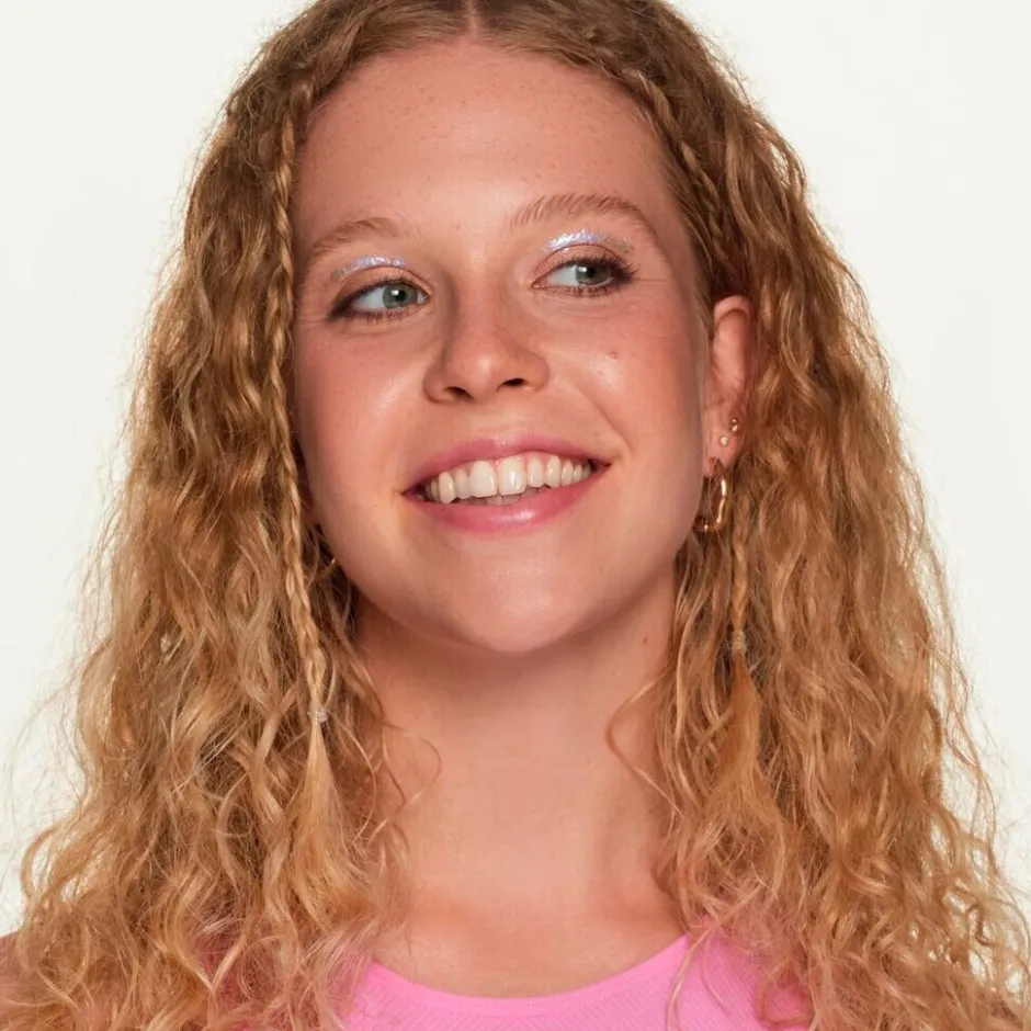 Sale Essence Curl Fixing Lash Base