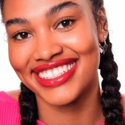 Essence Hydra Kiss 04 Classy Red Lip Tint