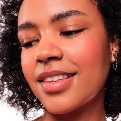 Outlet Essence Soft Touch 30 Exotic Daisy Bouncy Blush