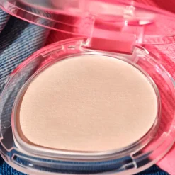 Sale Essence The Jeans Club 01 Eye & Face Bouncy Luminizer Highlighter