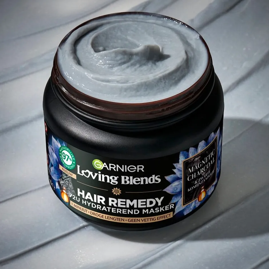 Online Loving Blends Garnier Magnetic Charcoal Haarmasker