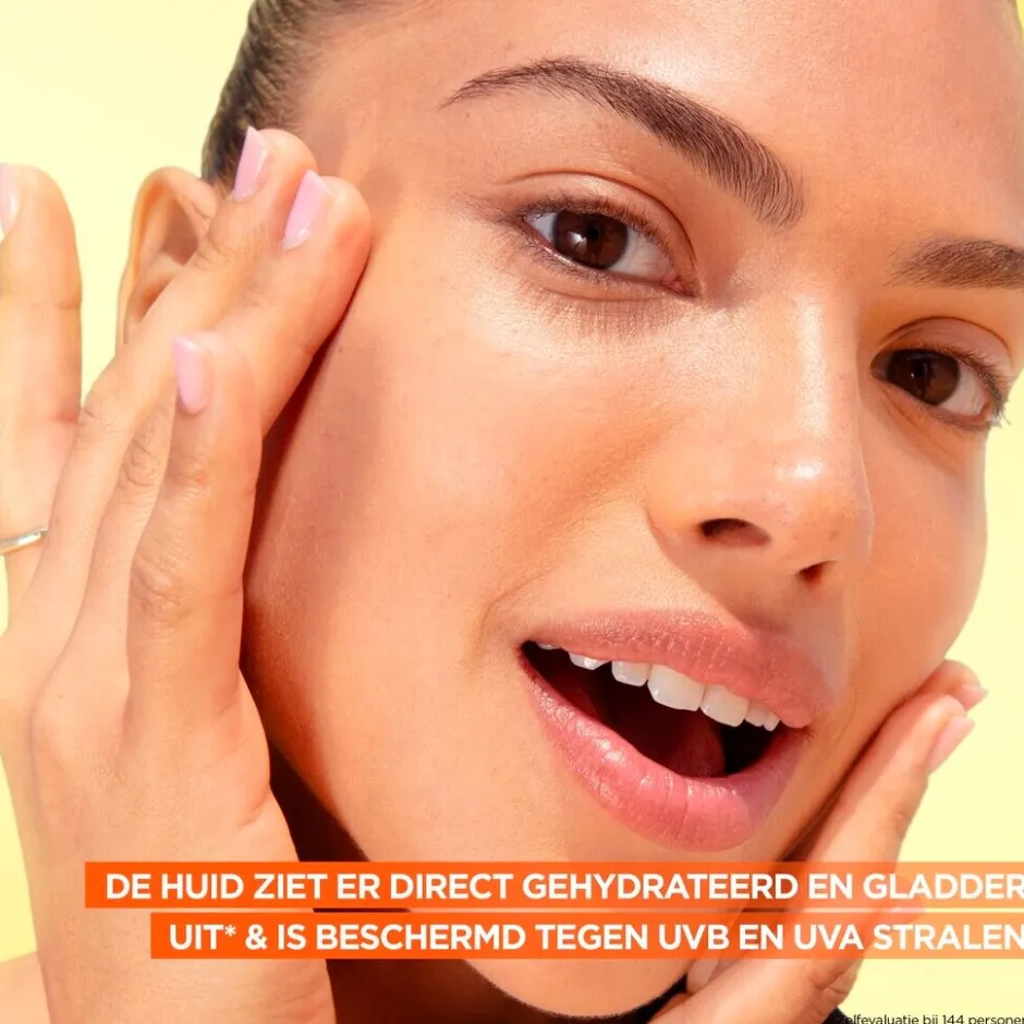 Clearance Garnier Skin Naturals Garnier SkinActive Vitamine C Glow Booster Serum Cream