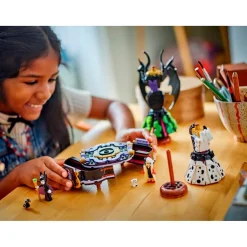 New LEGO Disney 43262 De jurken van Maleficent en Cruella de Vil