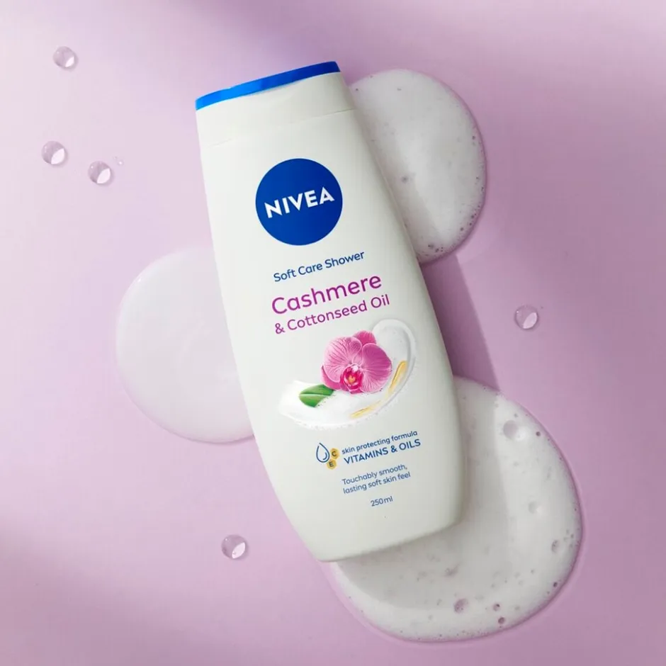 New Nivea Crème Soft Cashmere & Cottonseed Oil Douchecrème