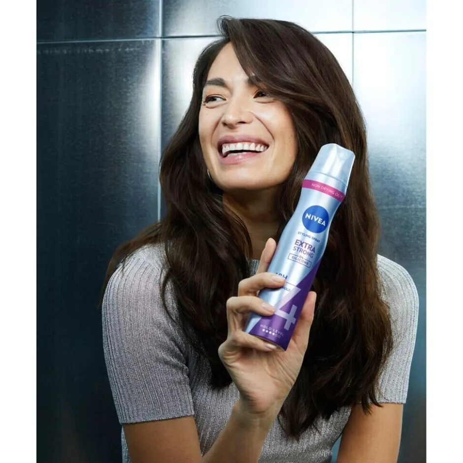 Outlet Nivea Hold 4 Extra Strong Styling Spray