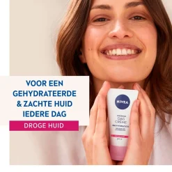 Sale Nivea Skincare NIVEA Voedende Dagcrème met SPF15