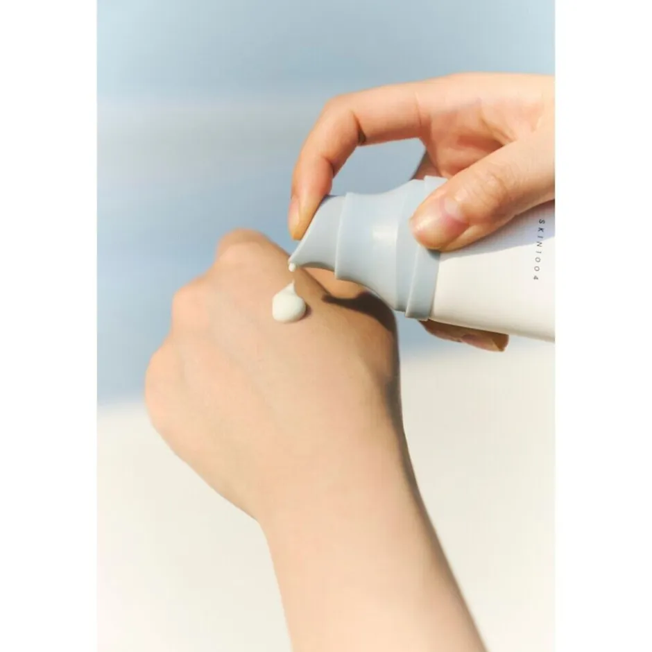 Hot SKIN1004 Madagascar Centella Hyalu-Cica Sun Serum