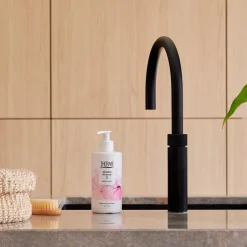 New Therme Mindful Blossom Hand Wash